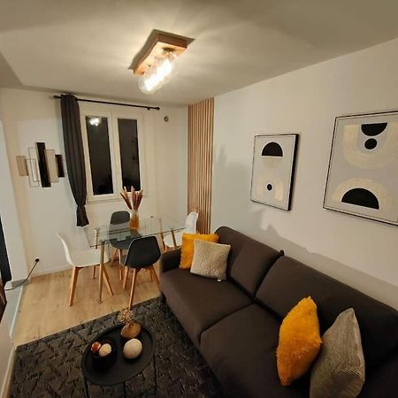 בזונס Joli Appartement Au Pied Du Tramway מראה חיצוני תמונה