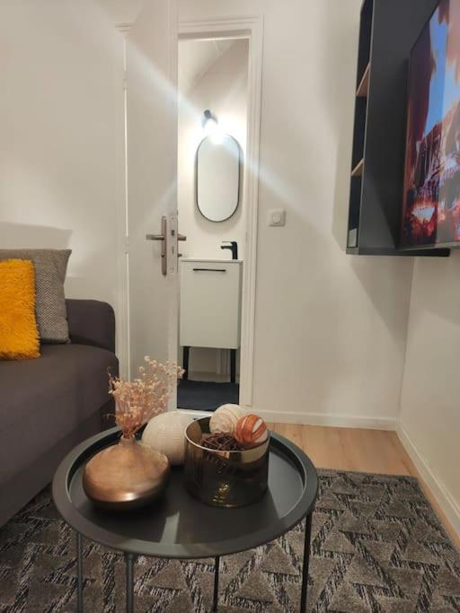 בזונס Joli Appartement Au Pied Du Tramway מראה חיצוני תמונה