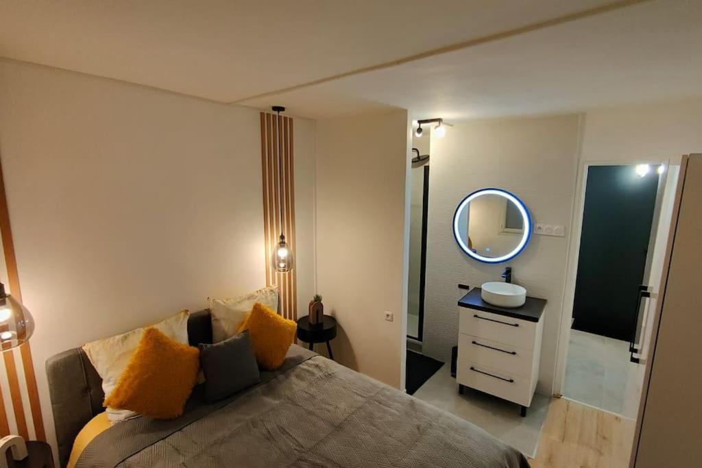 בזונס Joli Appartement Au Pied Du Tramway מראה חיצוני תמונה